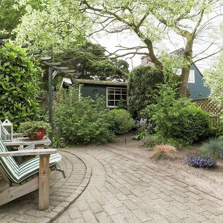 Cosy Holiday Home In Noordwijkerhout Near Lake Extérieur photo