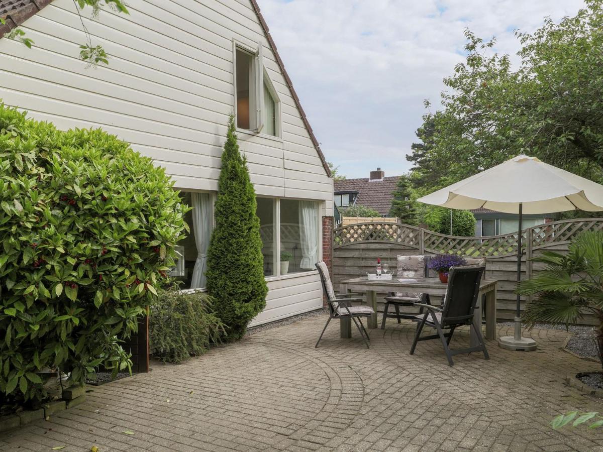 Cosy Holiday Home In Noordwijkerhout Near Lake Extérieur photo